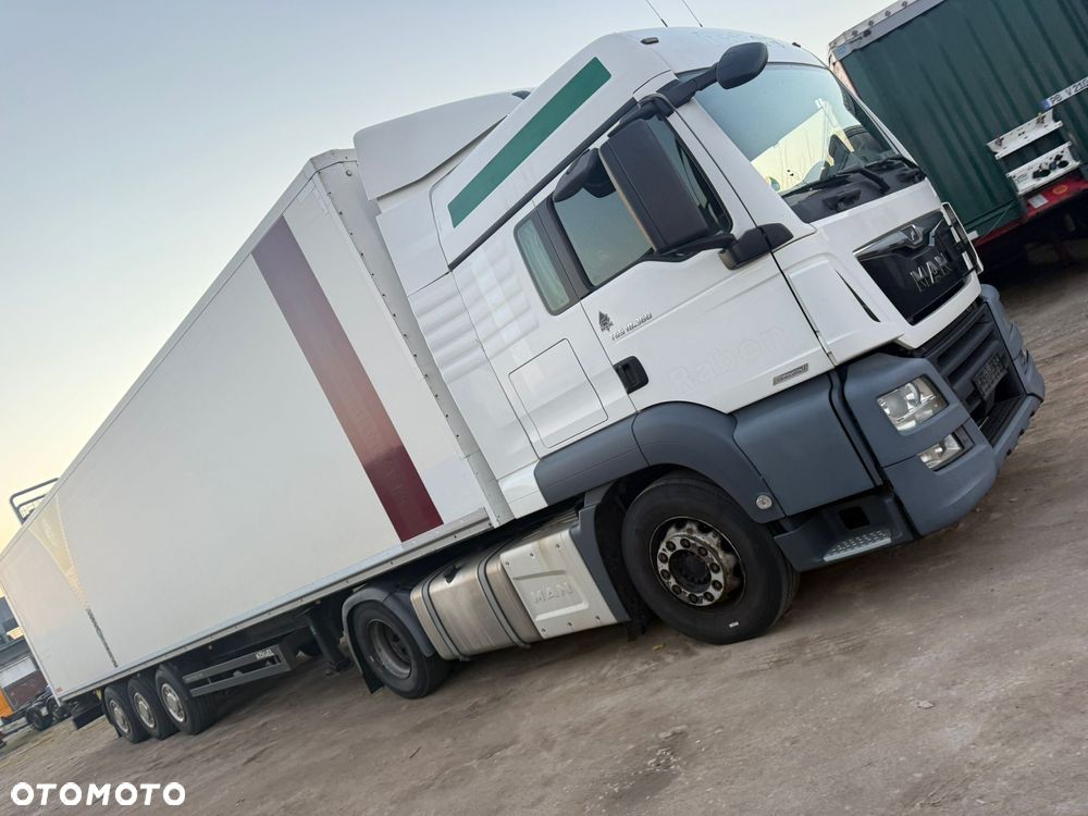 Kögel IGŁA !! 3X ROLETA  z Niemiec JAK NOWA / SAF PODNOSZONA OŚ / z Niemiec / TOP STAN 2015/  KOFFER KONTENER IZOTERMA ISO ISOKOFER ISOTERM GRUBY GRUBA AMAZON - 1