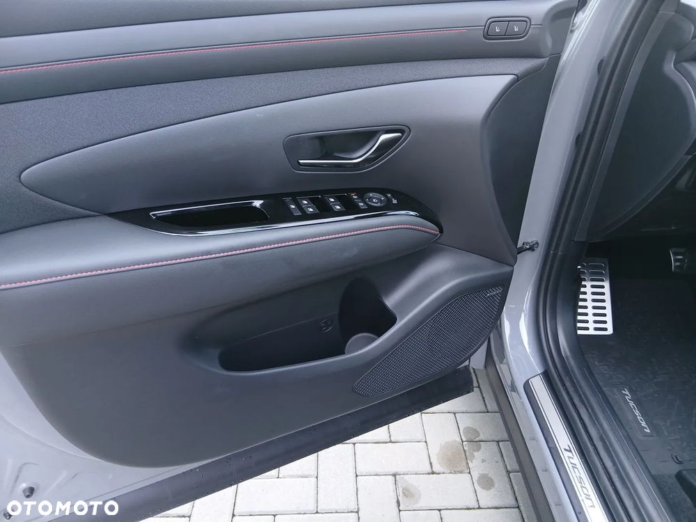 Hyundai Tucson 1.6 T-GDi PHEV N-Line 4WD - 28