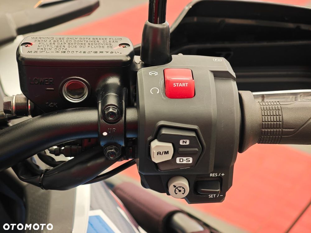 Honda CRF - 9