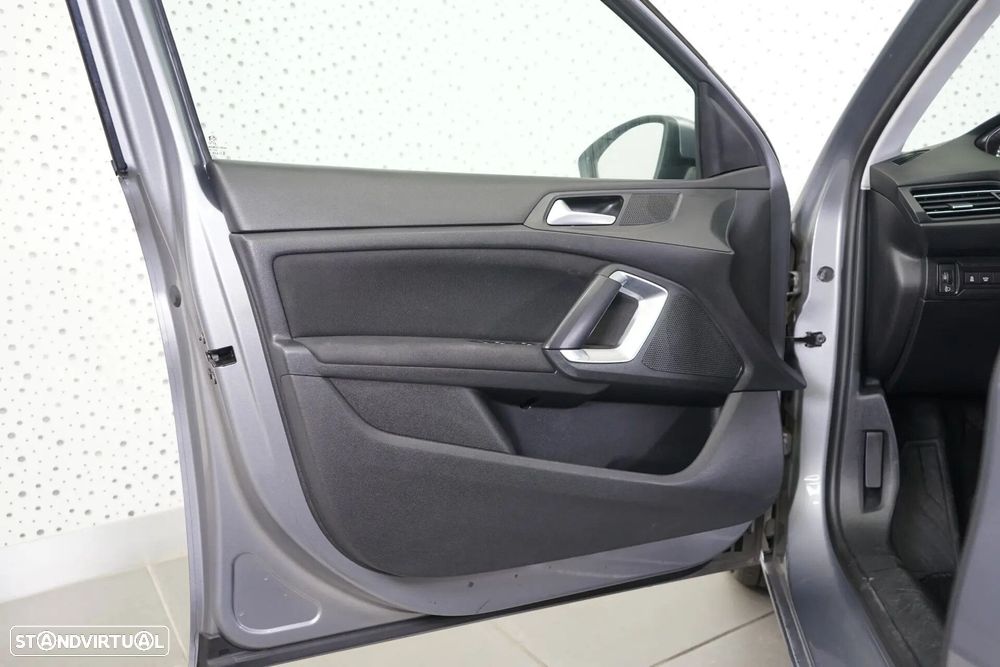 Peugeot 308 SW 1.6 BlueHDi Style - 18