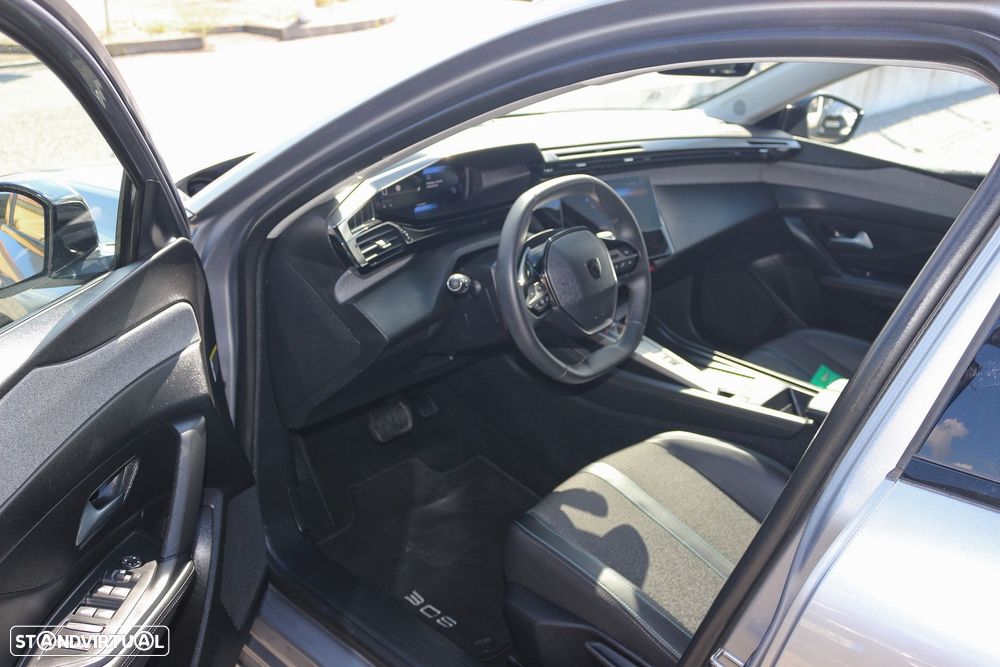 Peugeot 308 1.2 PureTech Allure EAT8 - 32