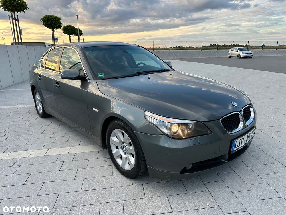BMW Seria 5 525i - 6
