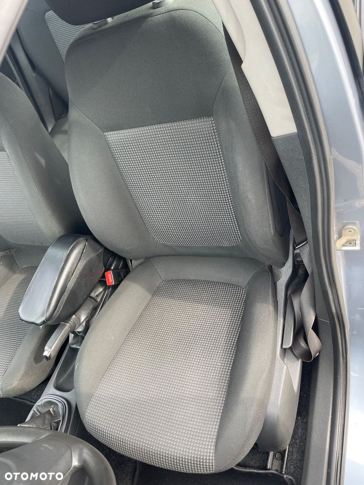 Opel Corsa - 8