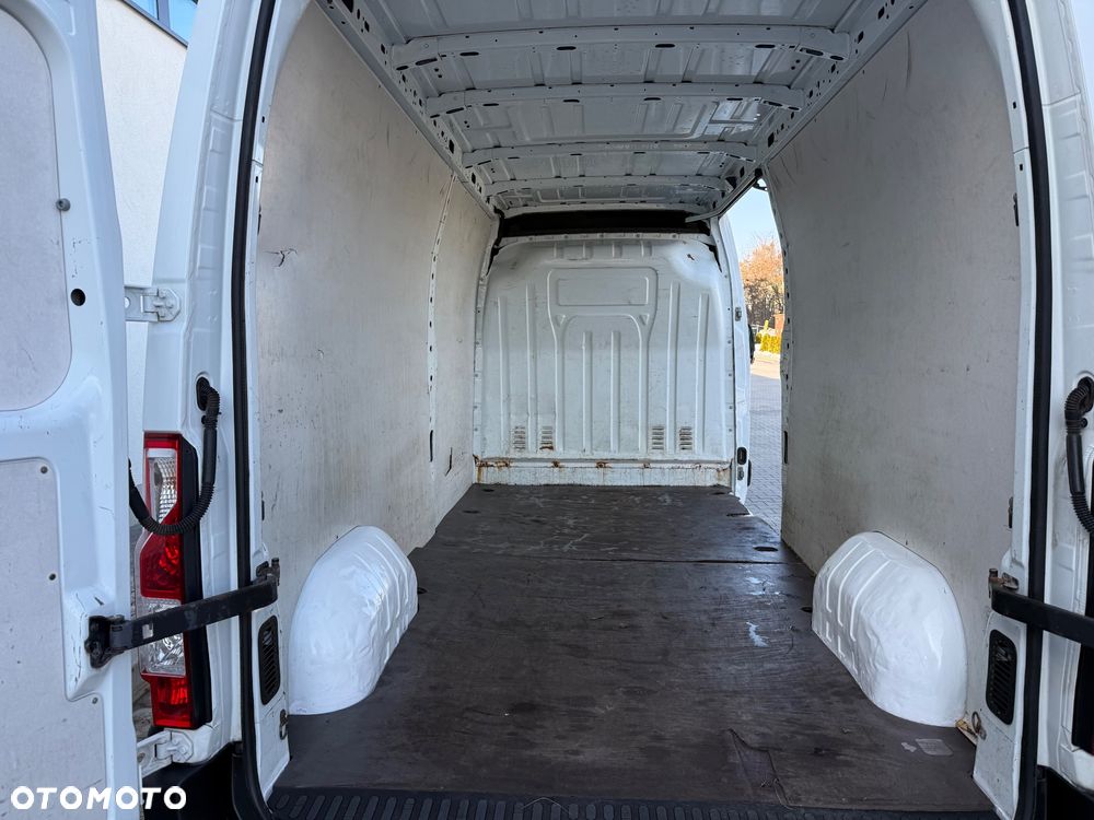 Nissan NV400 Master Movano - 37