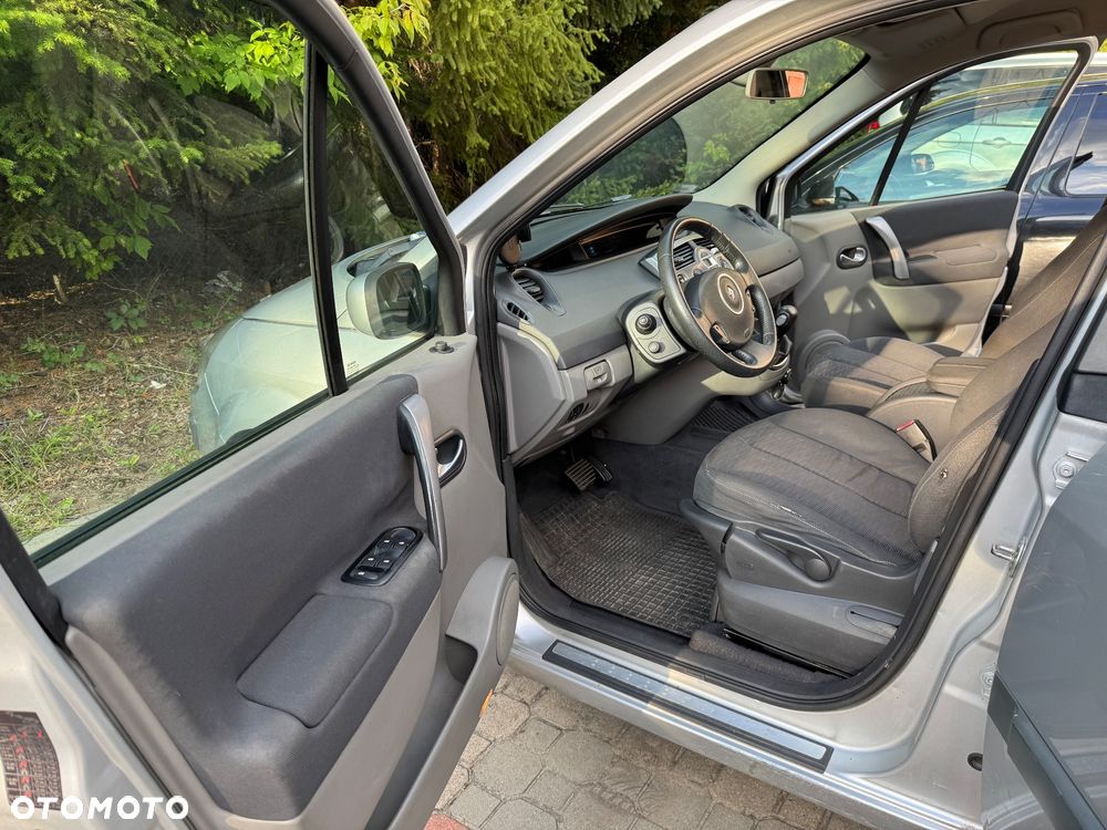 Renault Scenic - 14
