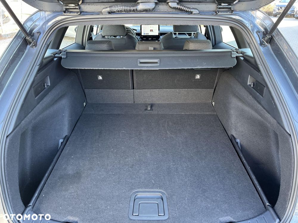 Toyota Corolla 1.8 Hybrid Comfort - 19