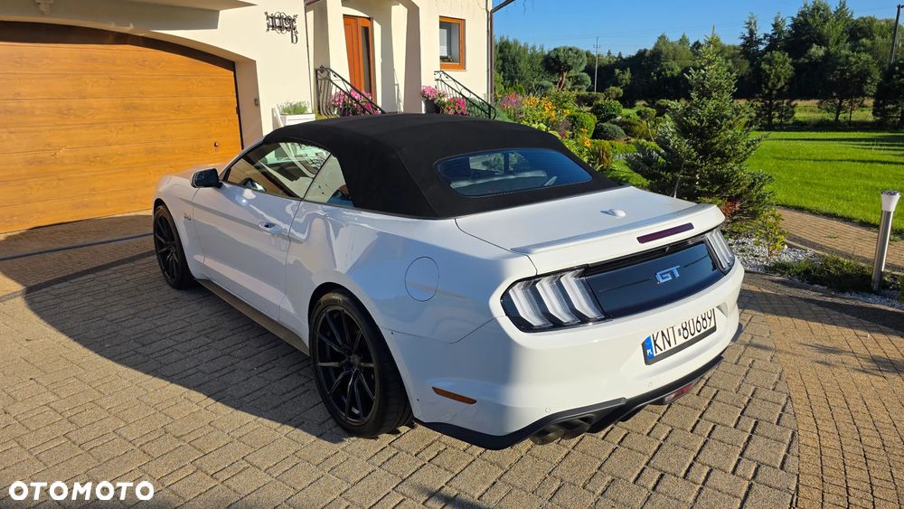 Ford Mustang 5.0 V8 GT - 4