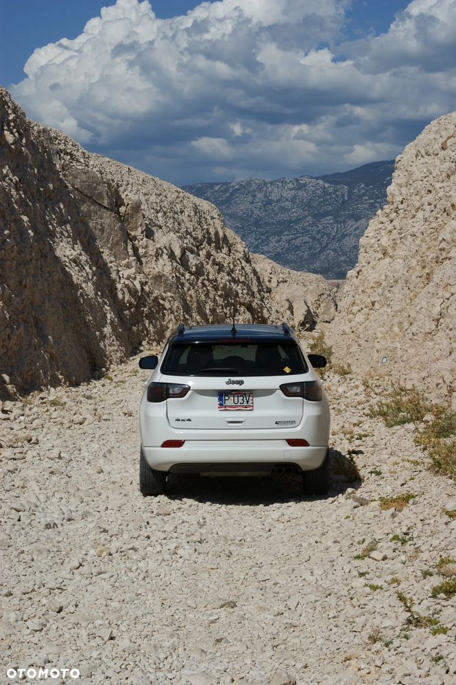 Jeep Compass - 27
