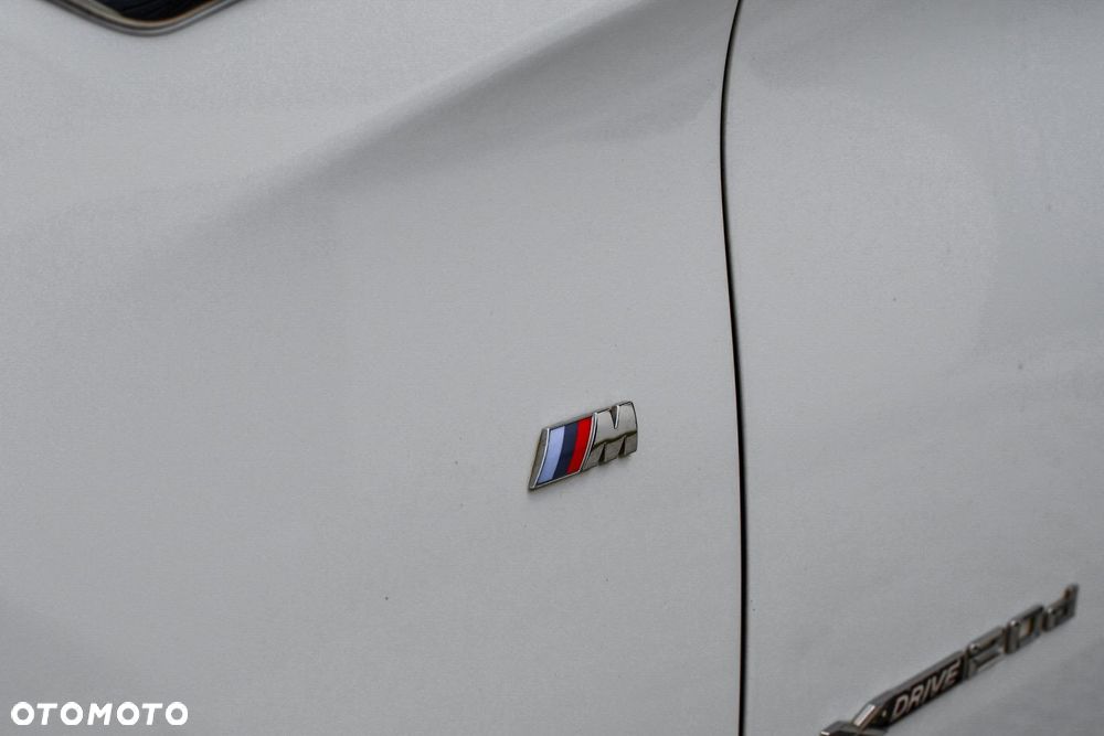 BMW X4 xDrive20d - 8