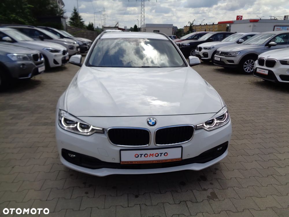 BMW Seria 3 320d xDrive Edition Luxury Line Purity - 4