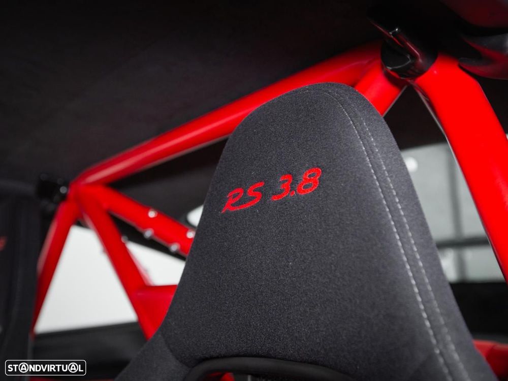 Porsche 911 (997) GT3 RS - 11