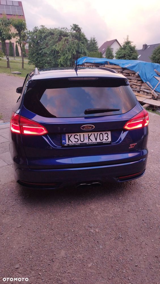 Ford Focus 2.0 EcoBoost ST - 5