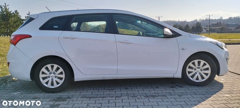 Hyundai i30 1.6 GDI Classic - 3