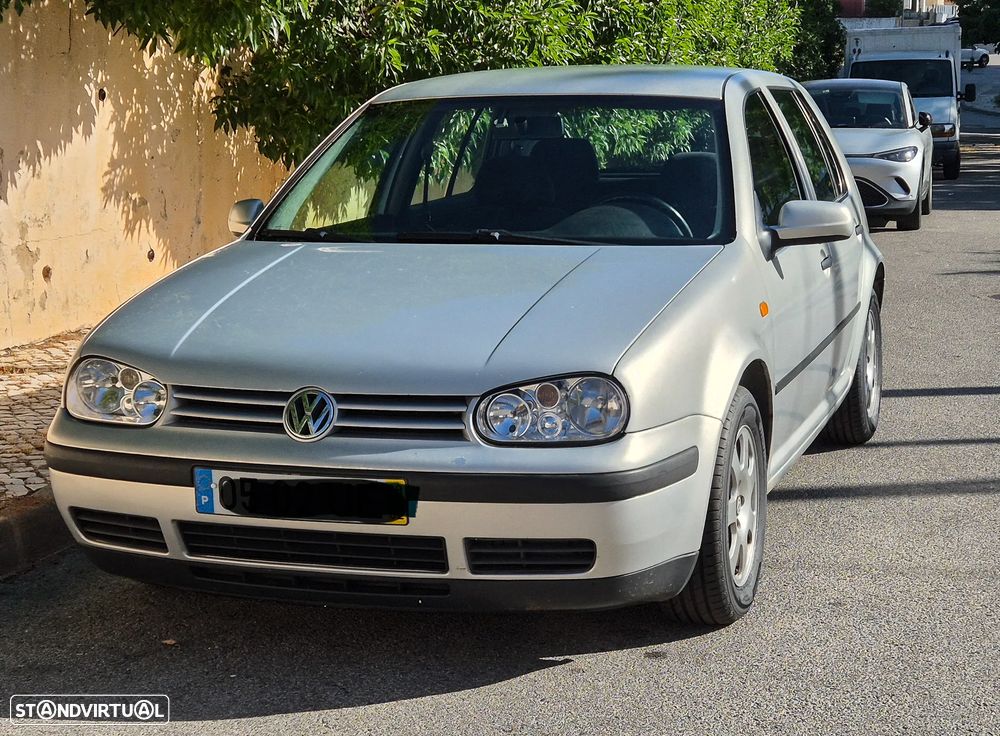 VW Golf 1.9 TDi 4M Highline - 3