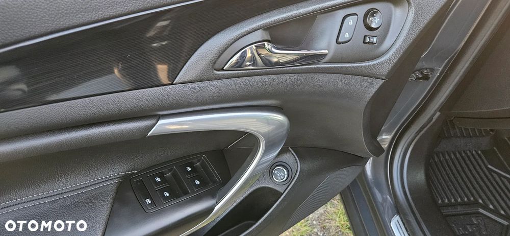 Opel Insignia - 19