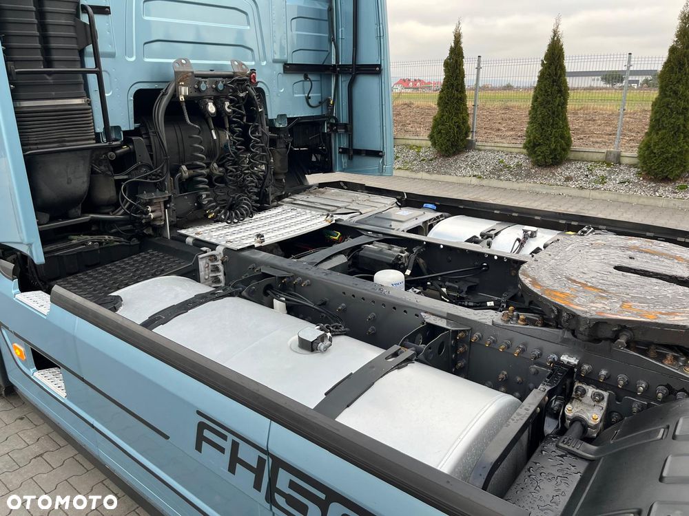 Volvo FH500 / WERSJA LIMITOWANA / FULL SERWIS / XENONY / GLOBETROTTER XL - 15