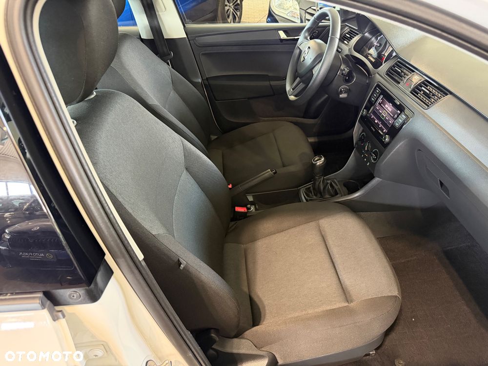 Skoda RAPID 1.0 TSI Active - 22