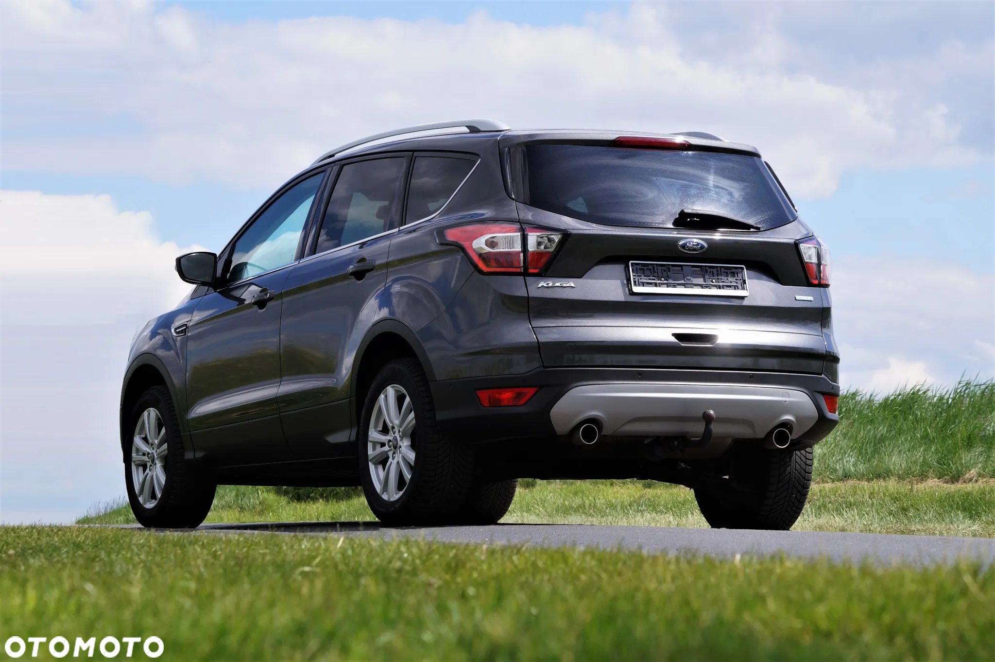 Ford Kuga - 12
