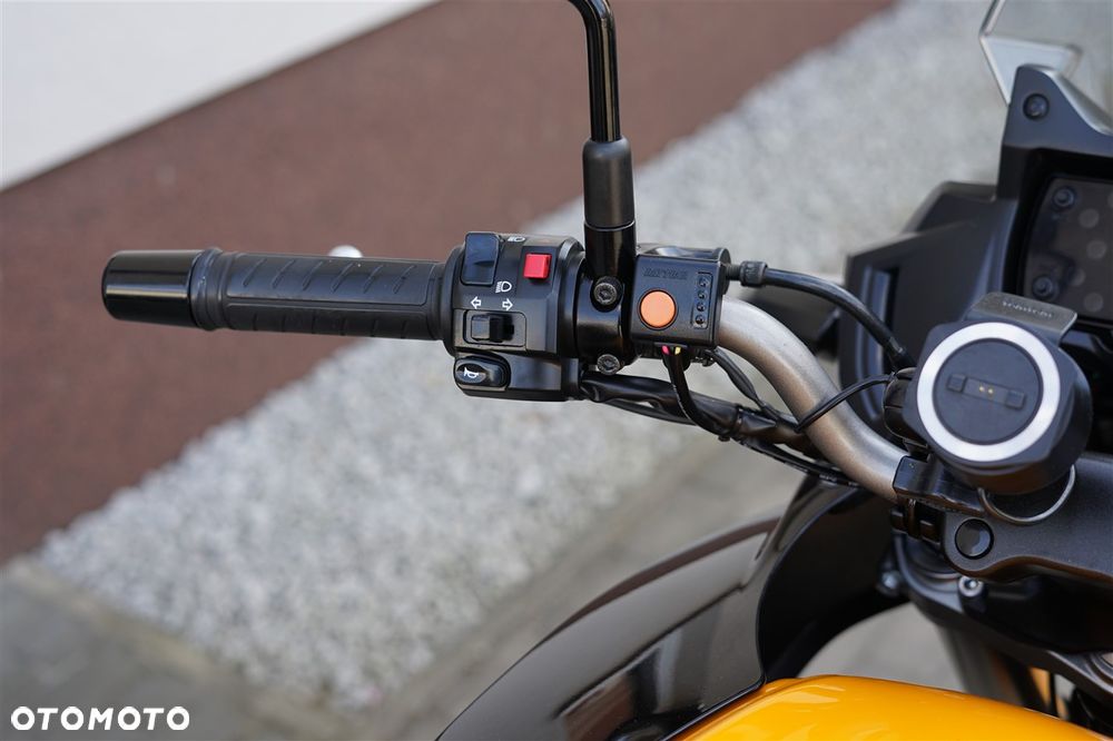 Kawasaki Versys 650 - 17