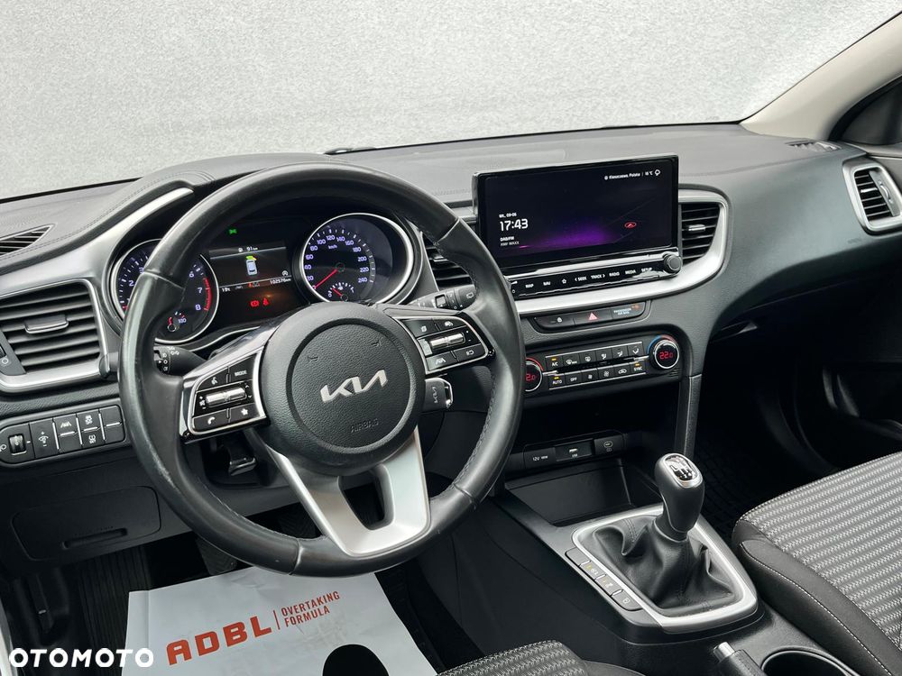 Kia Ceed 1.5 T-GDI M - 18