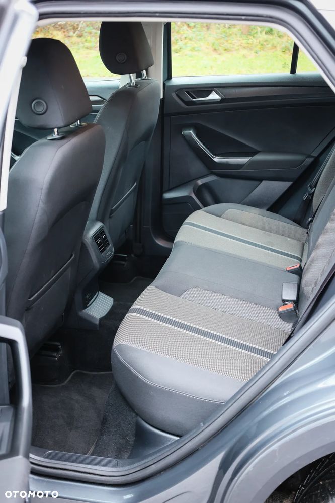 Volkswagen T-Roc 1.5 TSI ACT Advance DSG - 12