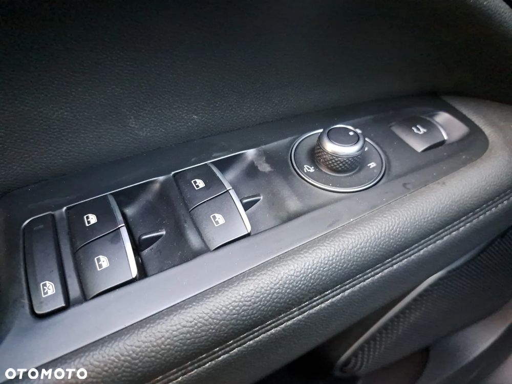 Alfa Romeo Stelvio - 20