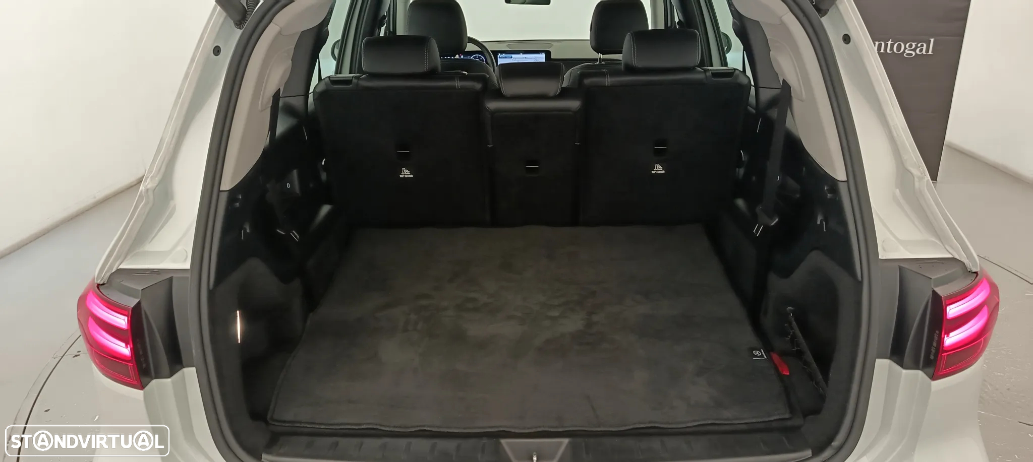 Mercedes-Benz GLB 180 d - 30