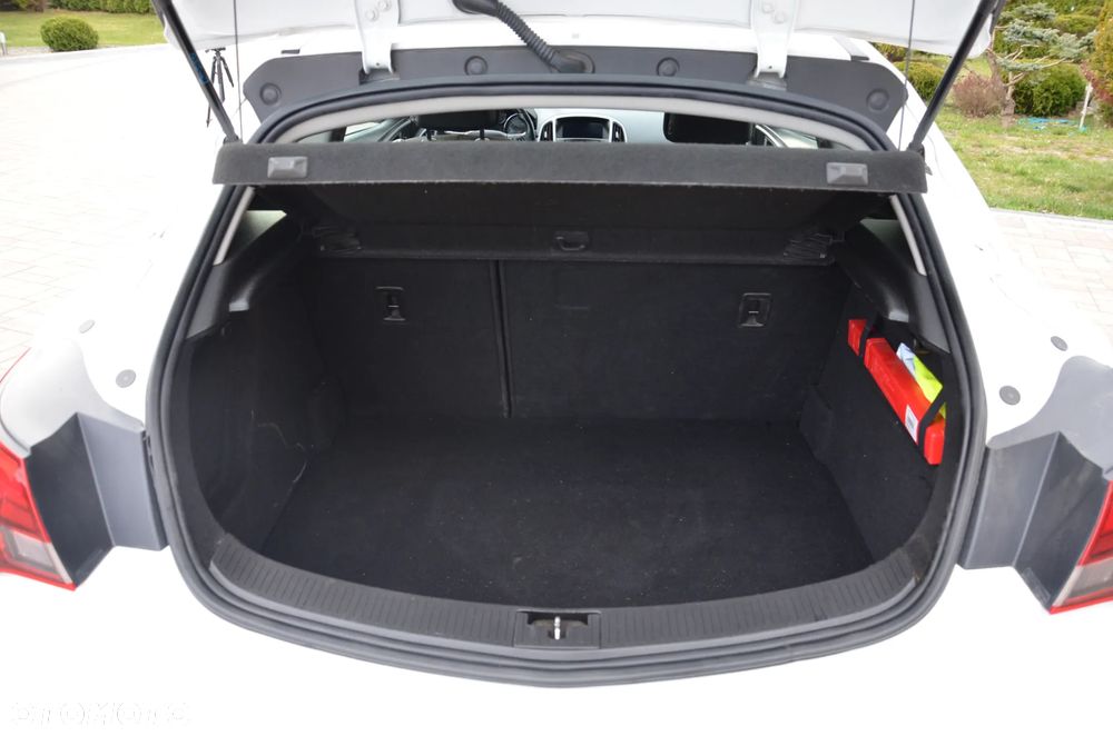 Opel Astra 1.6 CDTI Enjoy S&S - 17