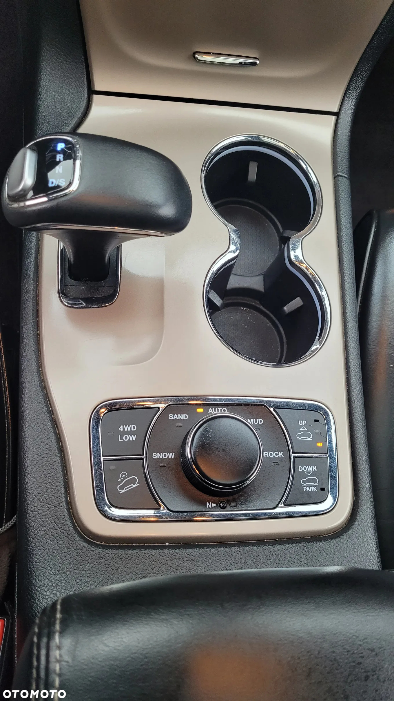 Jeep Grand Cherokee 3.0 CRD Overland EU6 - 11