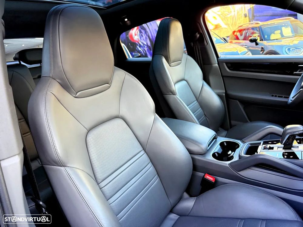 Porsche Cayenne Coupé E-Hybrid Tiptronic S - 27
