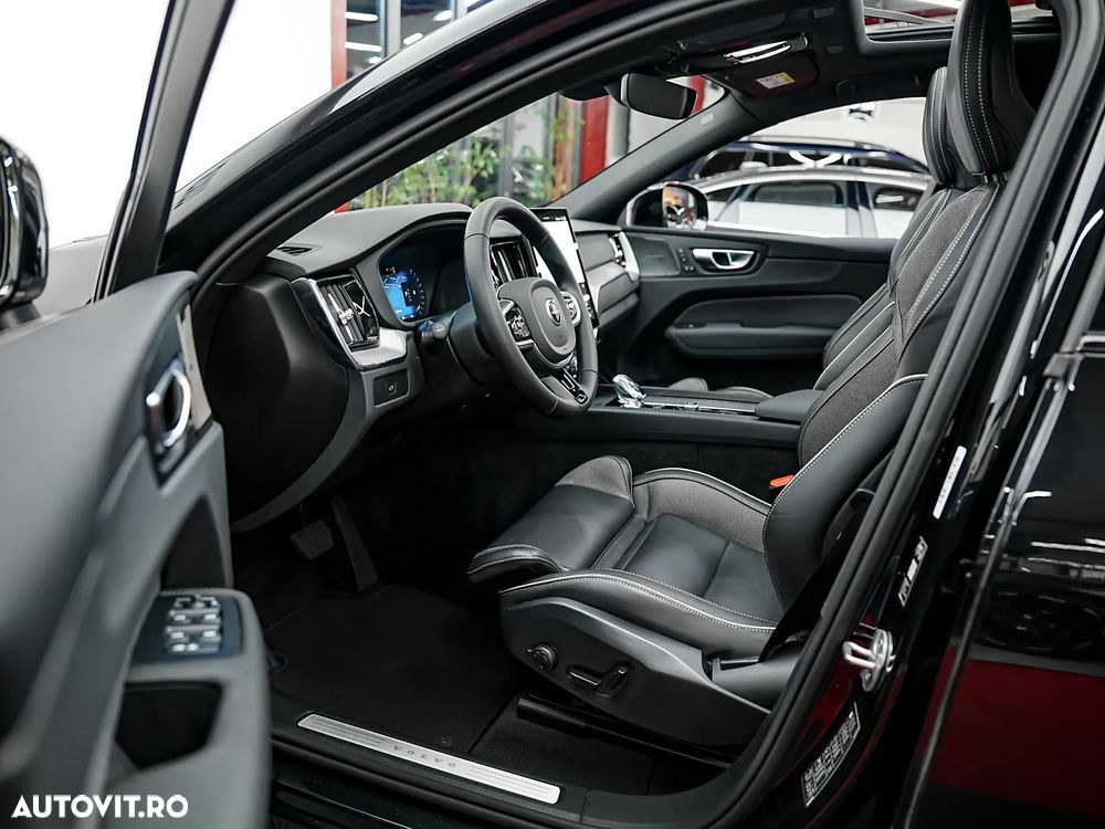 Volvo XC 60 B5 MHEV AT8 AWD Inscription - 4