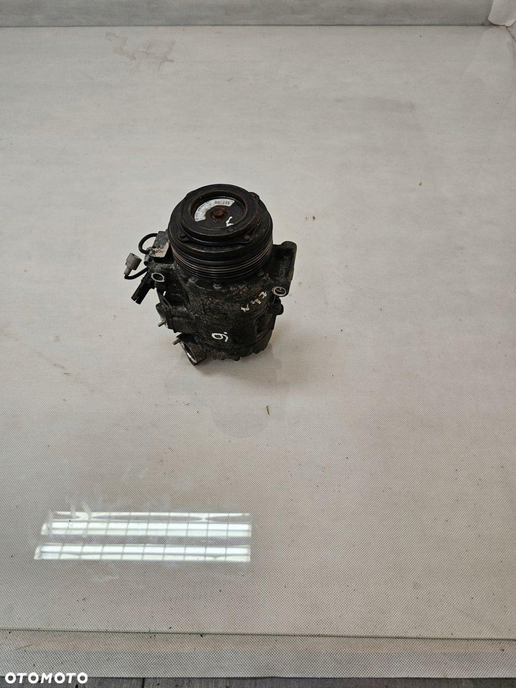 2008 BMW E87 22527010 SPRĘŻARKA KLIMATYZACJI - 10