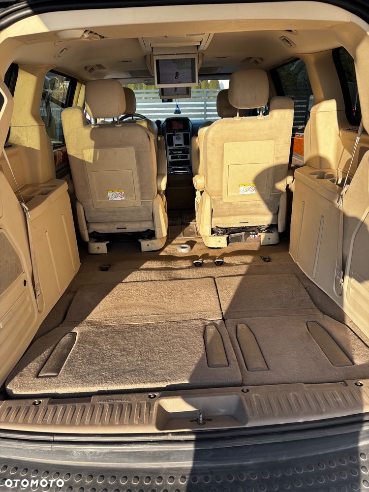 Chrysler Town & Country 4.0 Limited - 20