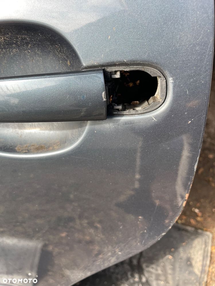 vw passat b5 fl  kombi drzwi lewe prawe  tył kompletne KOLOR LC7V listwa chrom - 16