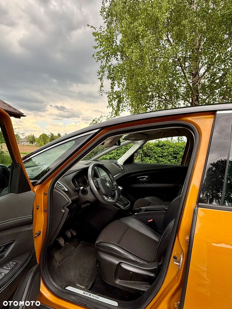 Renault Scenic 1.2 TCe Energy SL Touch - 6