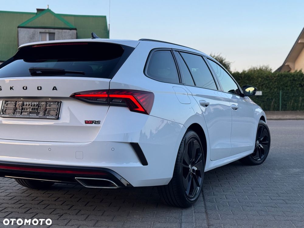 Skoda Octavia 2.0 TDI DSG RS - 16