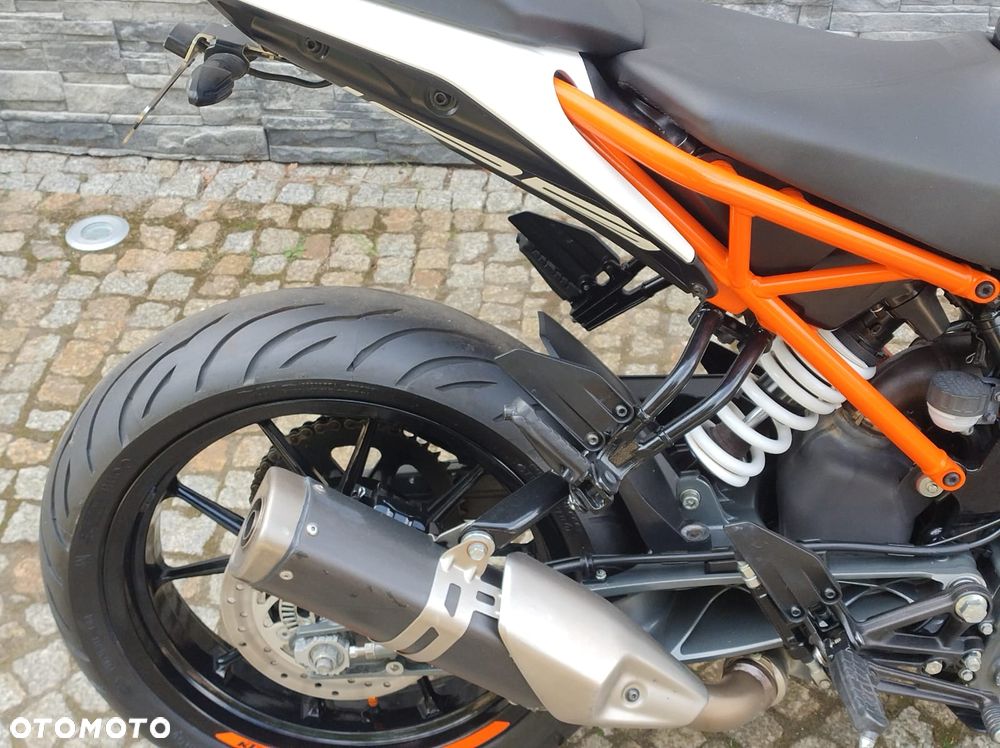 KTM Duke - 21
