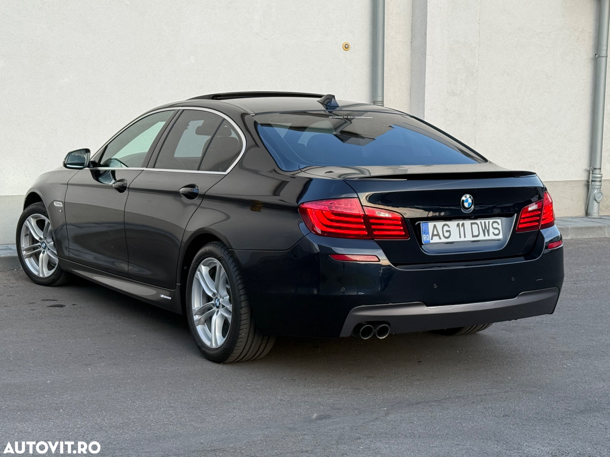 BMW Seria 5 520d xDrive - 2