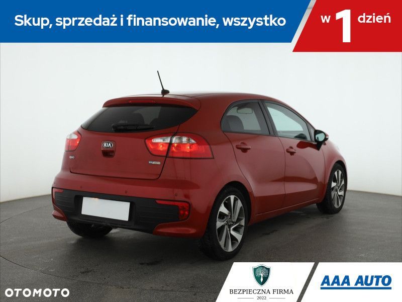 Kia Rio - 7