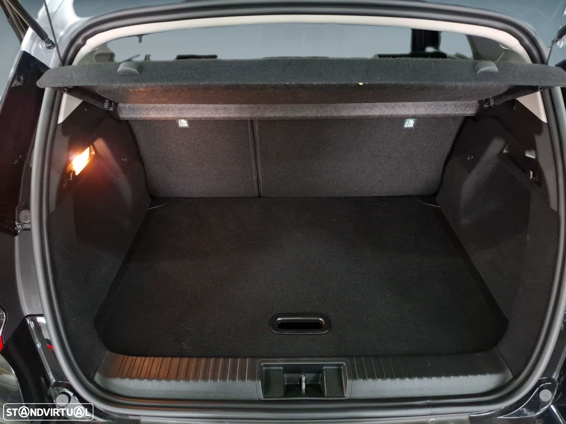 Renault Captur 1.0 TCe Techno Bi-Fuel - 23