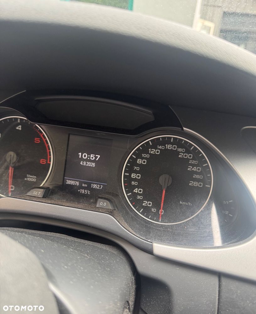 Audi A4 Avant 2.0 TDI - 7