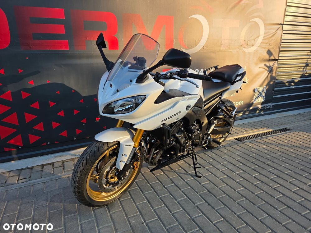 Yamaha FZ8 - 1