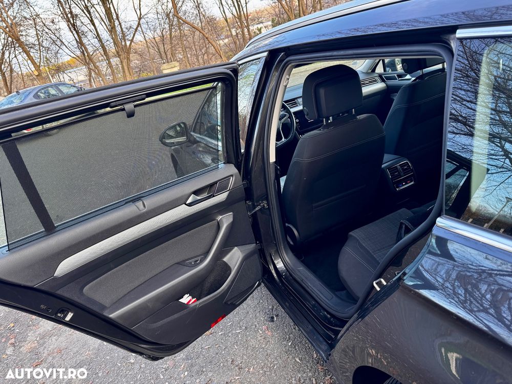 Volkswagen Passat - 9
