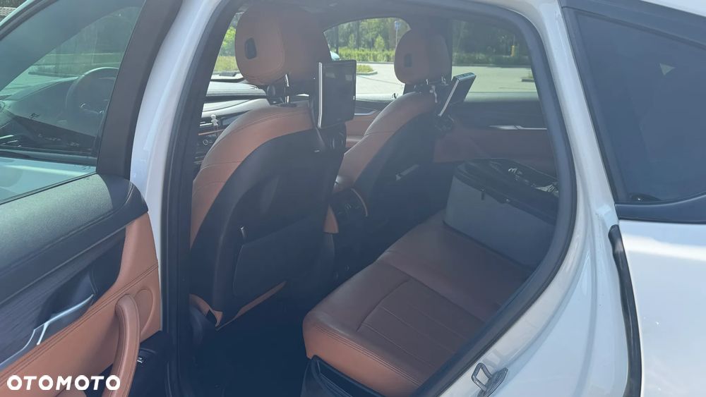 BMW X6 xDrive30d M Sport - 12