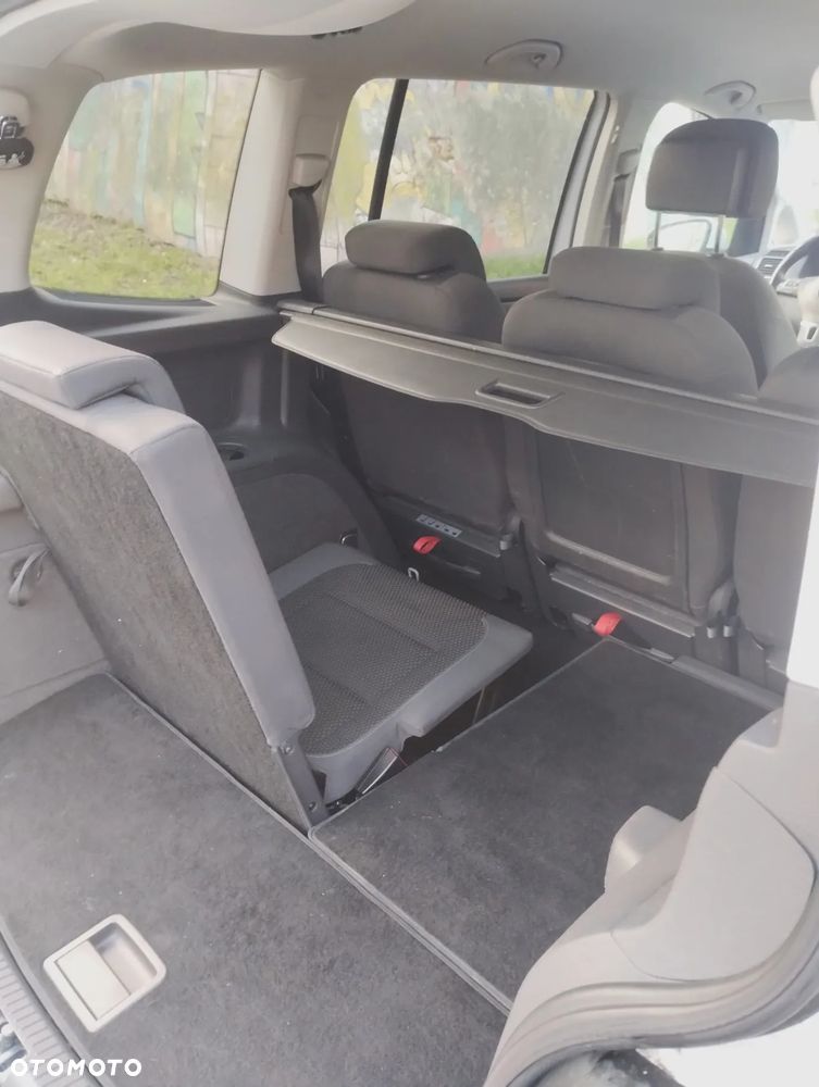 Volkswagen Touran 1.4 TSI Life - 12