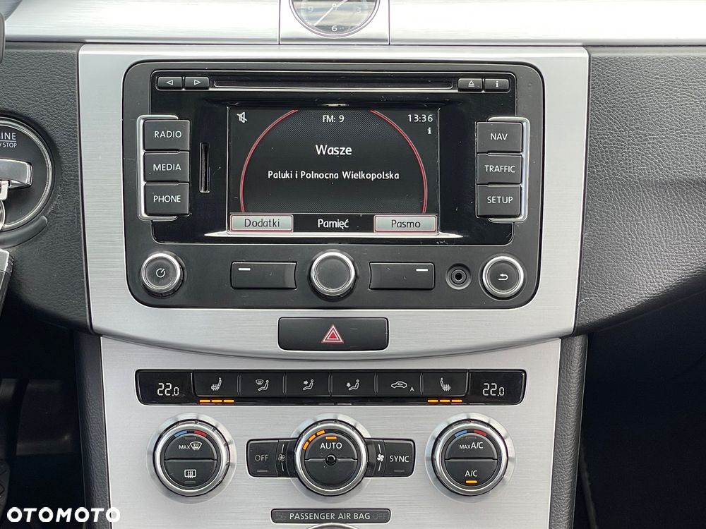 Volkswagen Passat 1.8 TSI Individual - 30