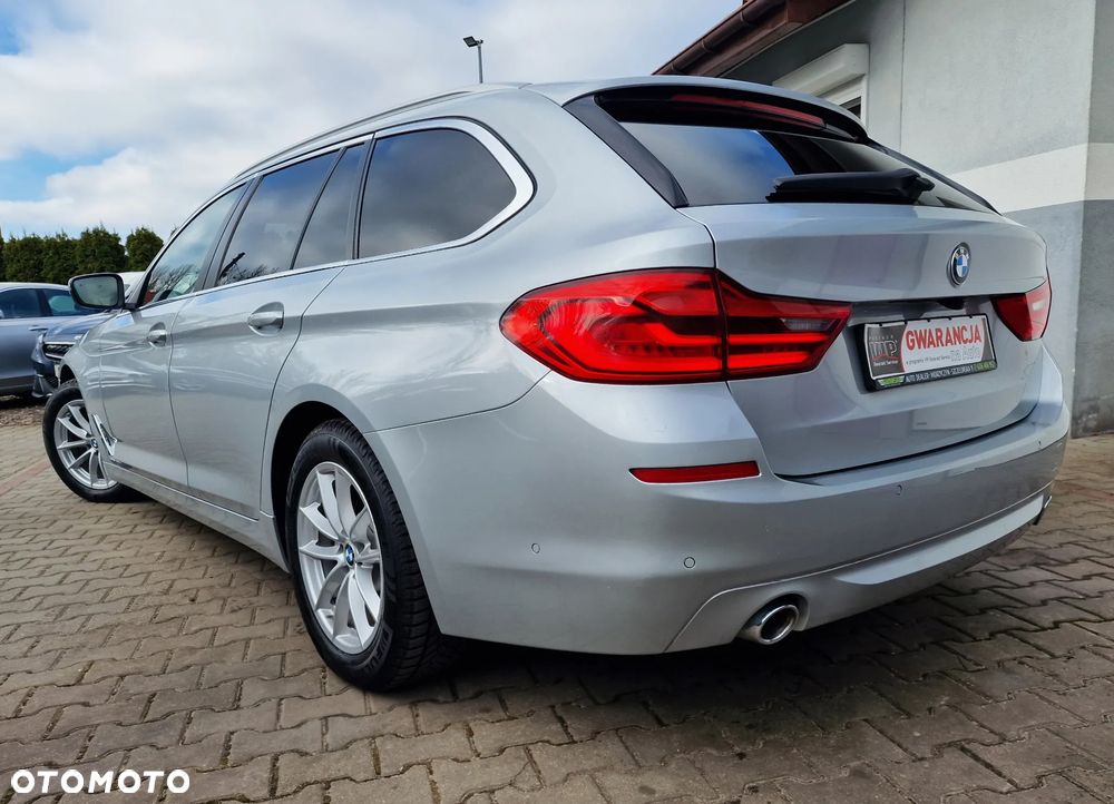 BMW Seria 5 518d - 7