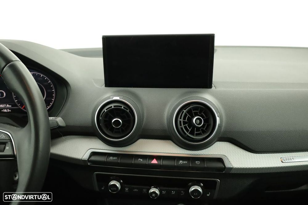 Audi Q2 35 TFSI Advanced S tronic - 9