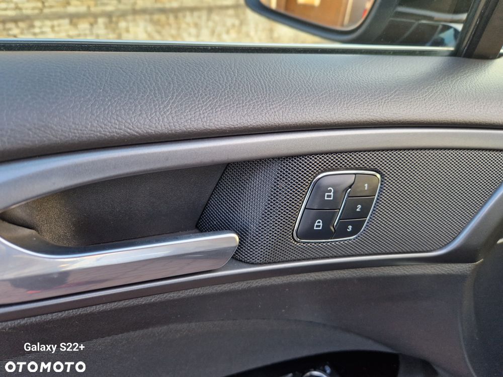 Ford Mondeo Turnier 2.0 EcoBoost Start-Stopp Autom Titanium - 14