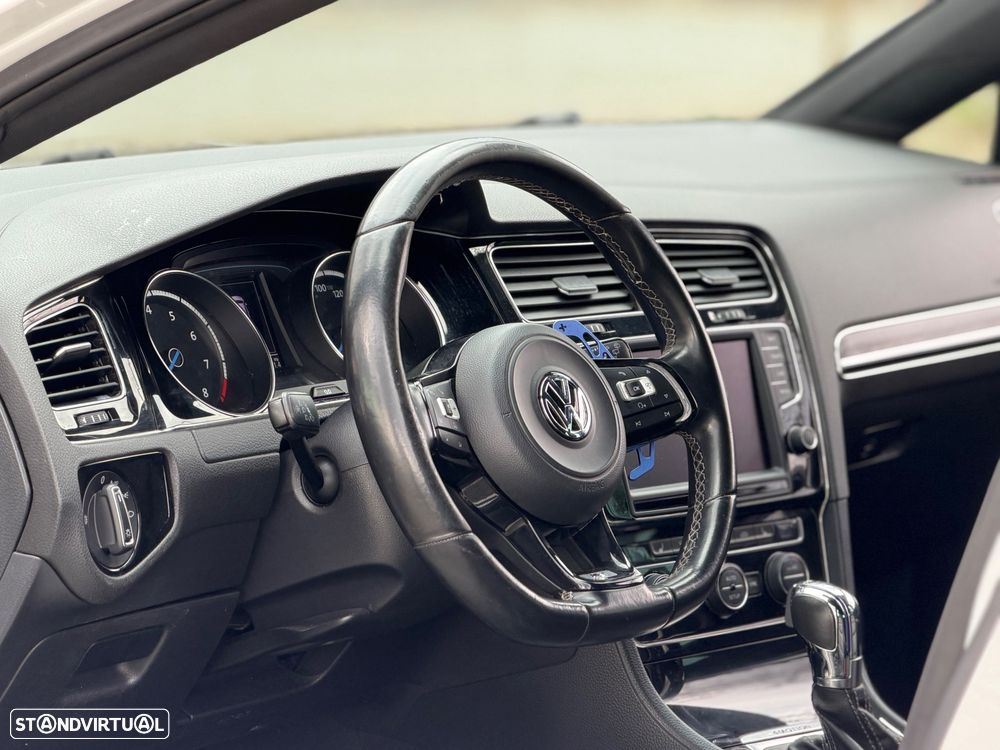 VW Golf R 4Motion BlueMotion DSG - 27